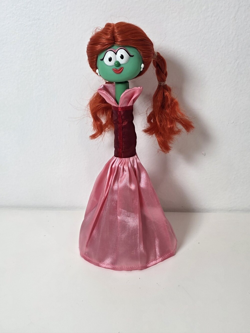 2012 VeggieTales Dress Up Petunia Rhubarb fashion doll from the Big Idea